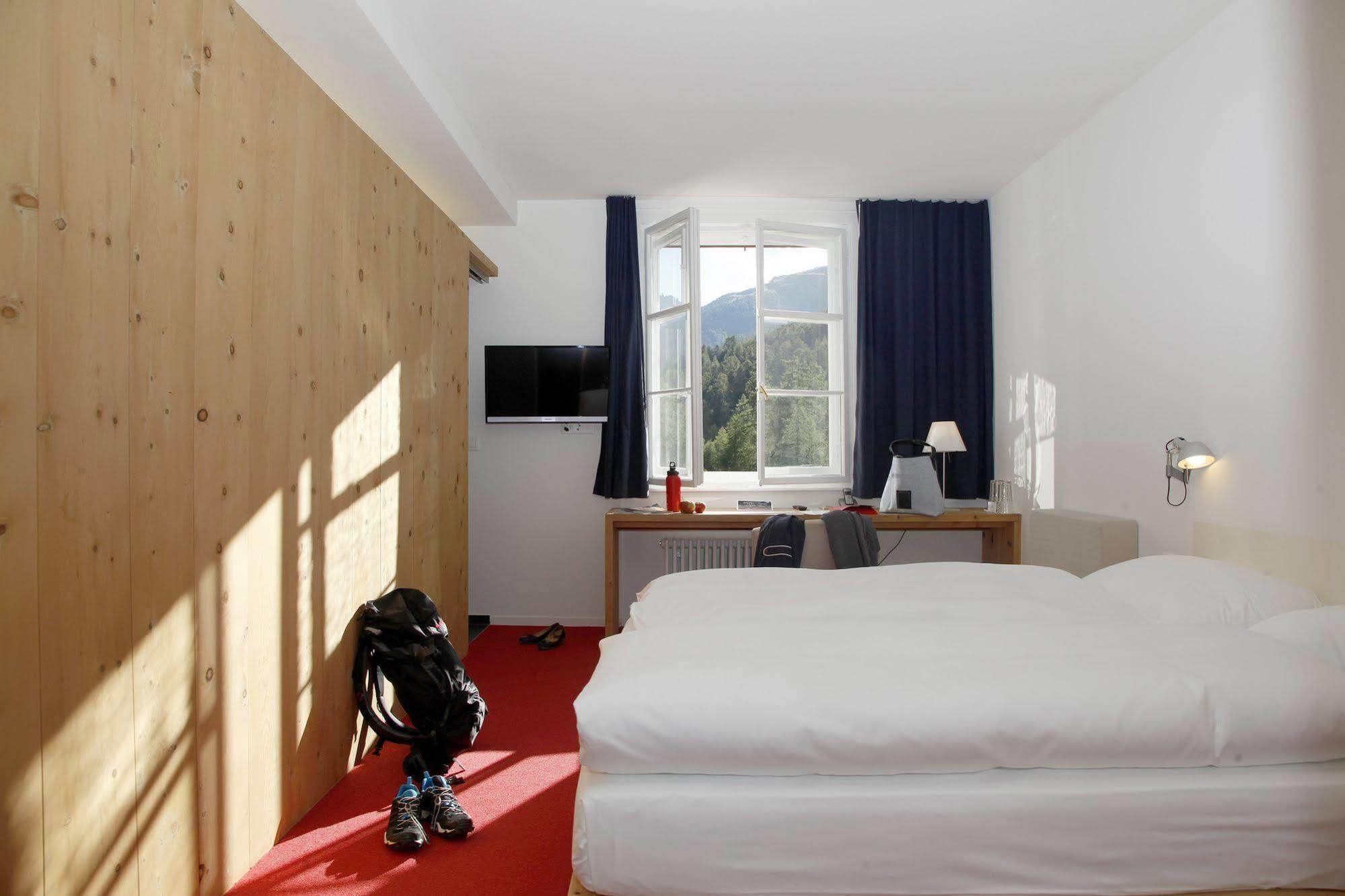 Hotel Castell Zuoz Εξωτερικό φωτογραφία