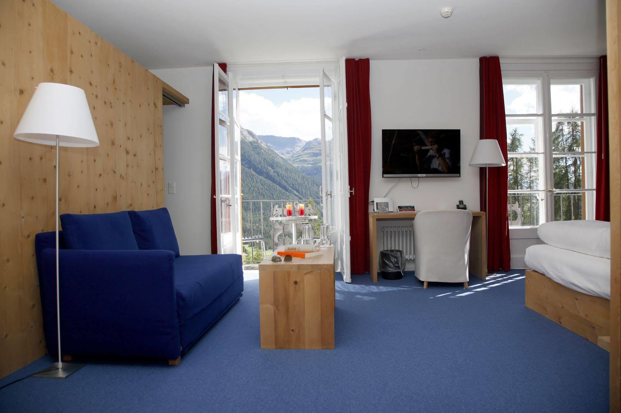 Hotel Castell Zuoz Εξωτερικό φωτογραφία